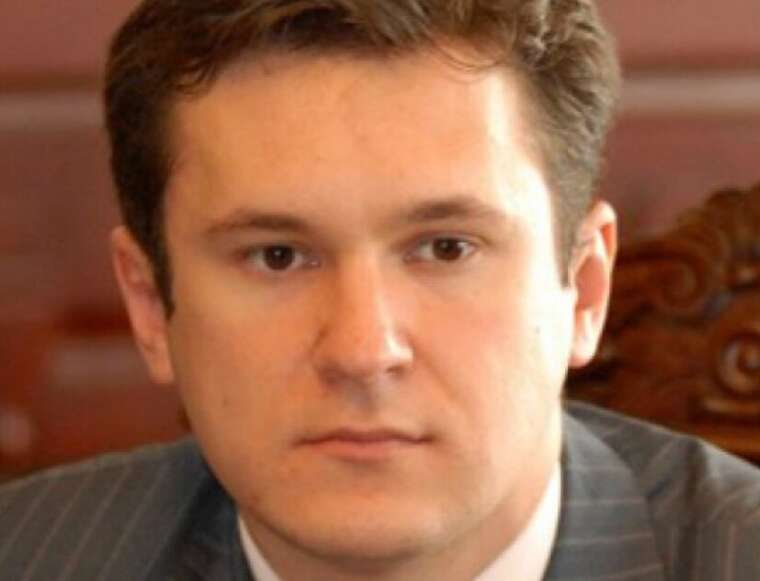 Фото для новини:Запорізький ТЦК витратив 333 мільйони гривень на авіаперевезення без аукціону, пов'язані з родиною ексдепутата Супруненка