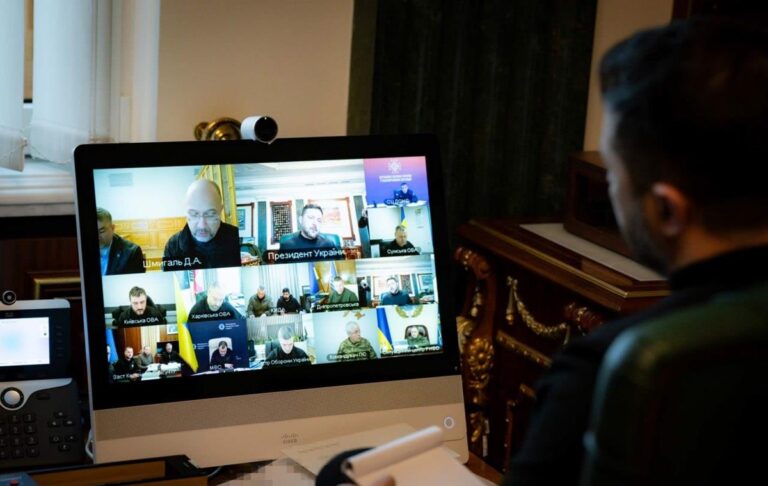 Фото для новини:Зеленський про тепло у Києві: Треба діяти швидше