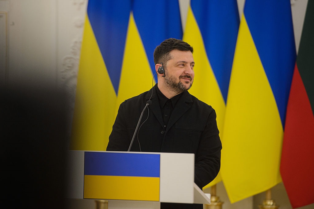 Фото для новини:Зеленського кличе Москва. Реакція РФ на переговори