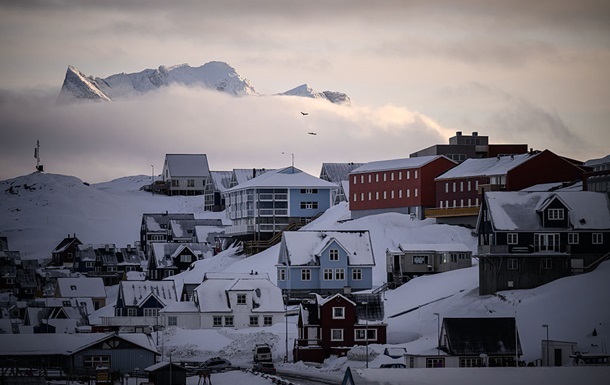 Фото для новини:Жителям Гренландії радять зробити запас продуктів на п'ять днів
