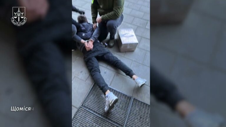 Фото для новини:Контрабанда прекурсорів з ЄС: до суду скеровано справу міжнародного наркоугруповання