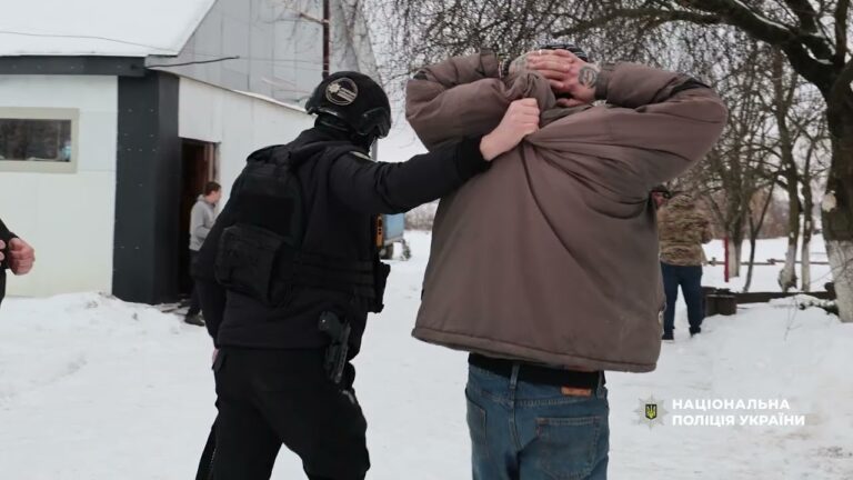 Фото для новини:На Київщині викрито організовану групу, яка експлуатувала людей під виглядом реабілітаційного центру
