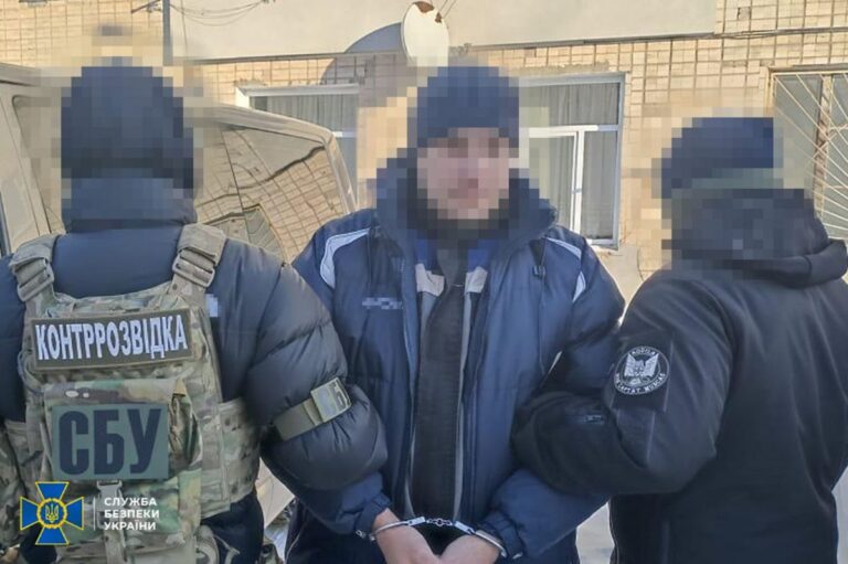 Фото для новини:Агента ГРУ викрили на підготовці обстрілів одразу трьох регіонів