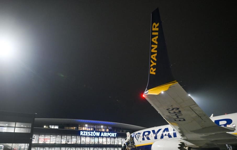 Фото для новини:Атака РФ на Україну: Польща закрила два аеропорти