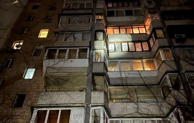 Фото для новини:Балістичні удари по Києву: стали відомі наслідки
