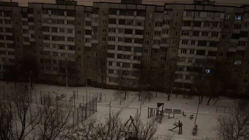 Фото для новини:Без тепла, світла і води: російський Бєлгород оголосив масову евакуацію