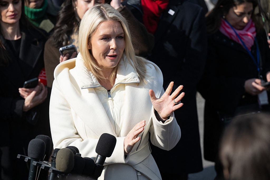 Фото для новини:Білий дім зробив заяву про переговори в Абу-Дабі