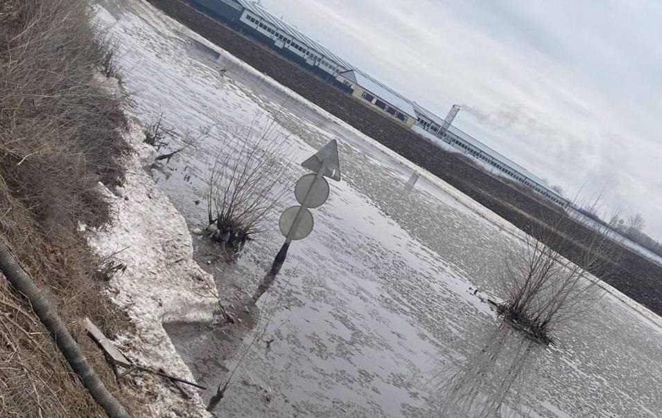 Фото для новини:Через негоду на Полтавщині перекриють рух транспорту