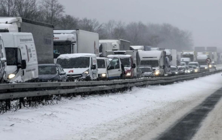 Фото для новини:Через негоду на трасі Одеса-Рені обмежать рух транспорту
