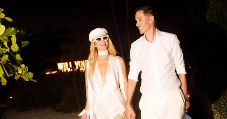 Фото для новини:Чоловік Періс Гілтон освідчився їй удруге на День закоханих