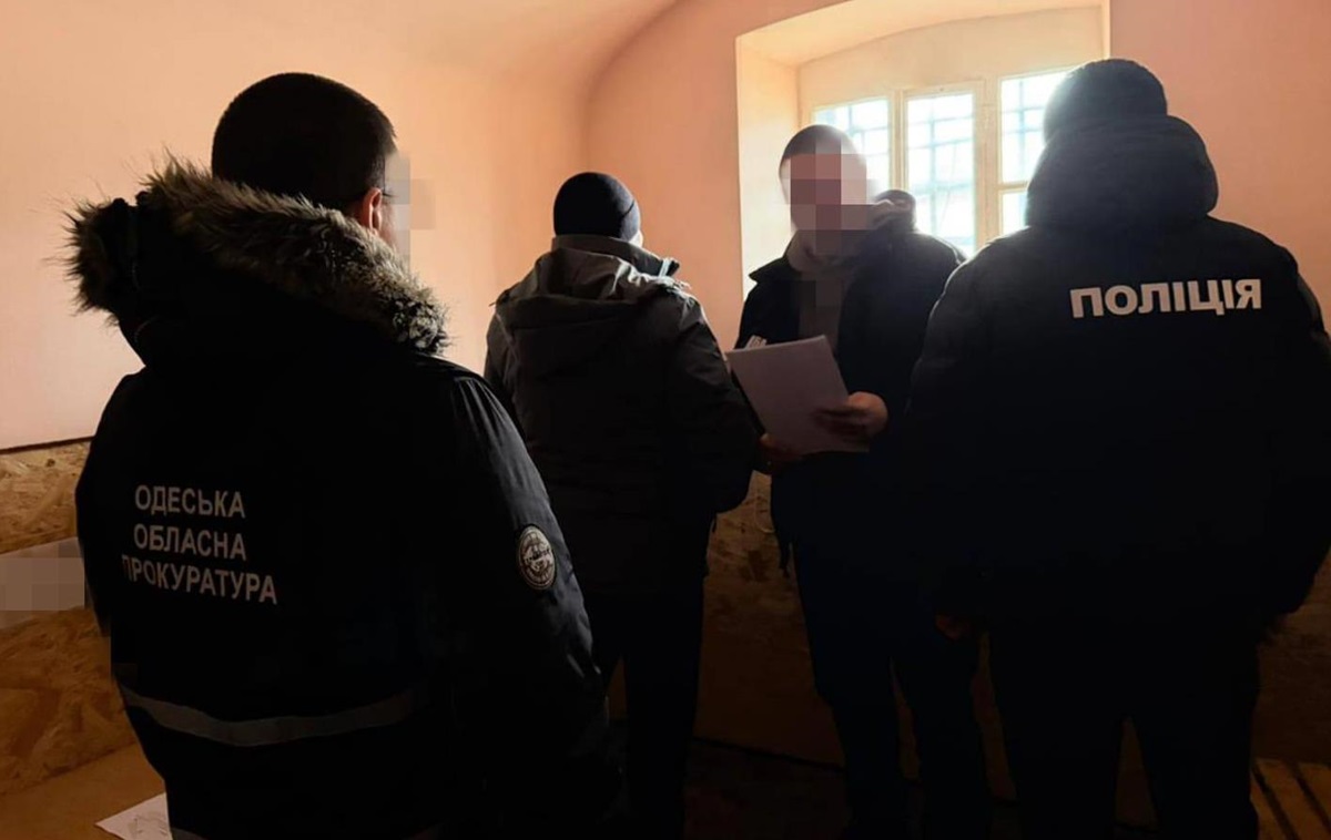 Фото для новини:Експосадовець міграційної служби в Одесі не задекларував 13 млн