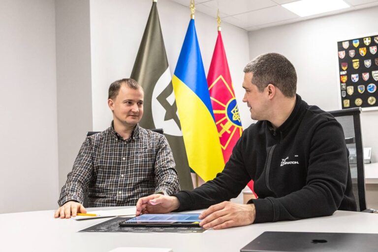 Фото для новини:Федоров дав посаду Чмуту в Міноборони