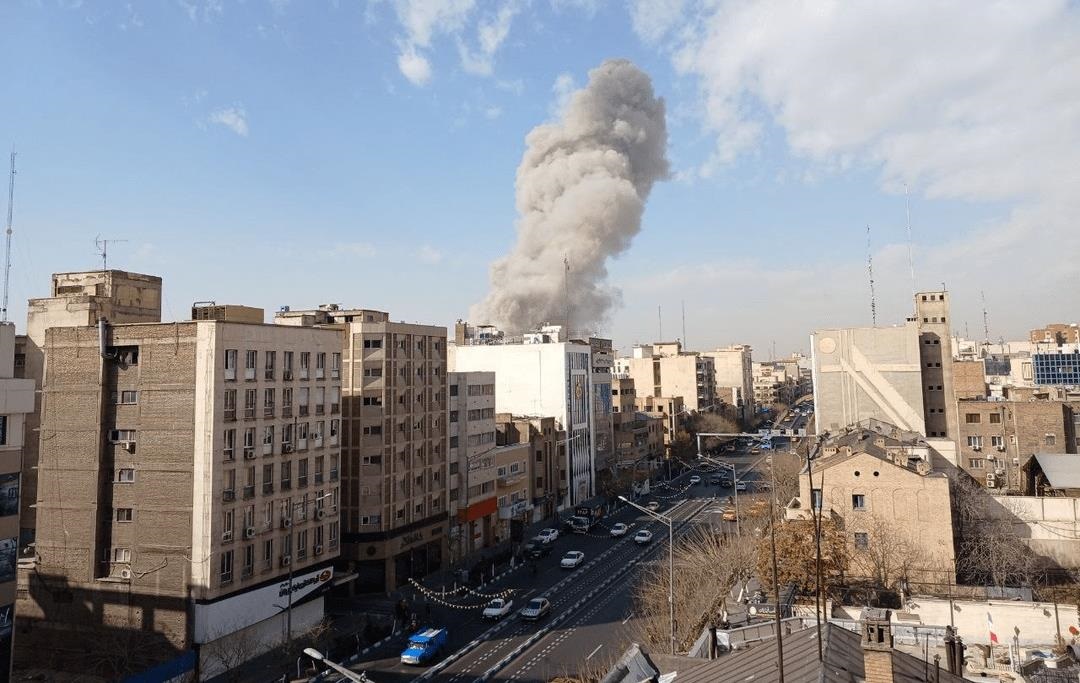 Фото для новини:Ізраїль завдав превентивного удару по Ірану