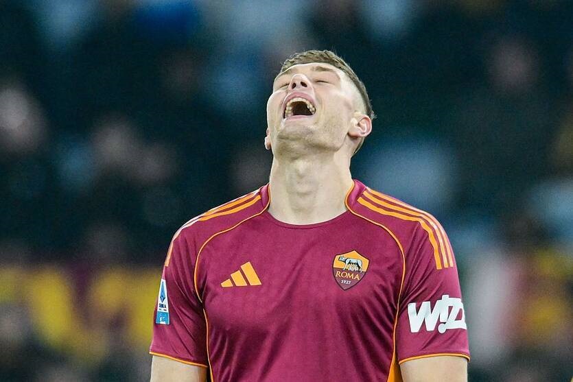 Фото для новини:Кадрове рішення: Довбик не зіграє в Лізі Європи