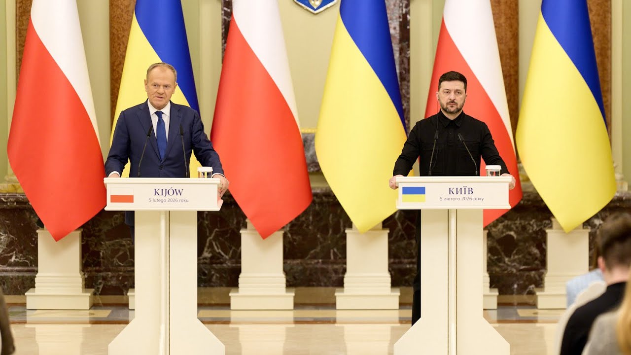 Фото для новини:Спілкування Володимира Зеленського й Дональда Туска з медіа