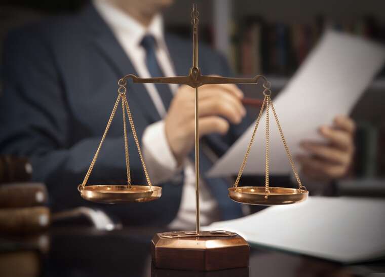 Фото для новини:Хабар під журнал у Трускавці водій Tesla намагався відкупитися від поїздки до ТЦК за 5330 гривень