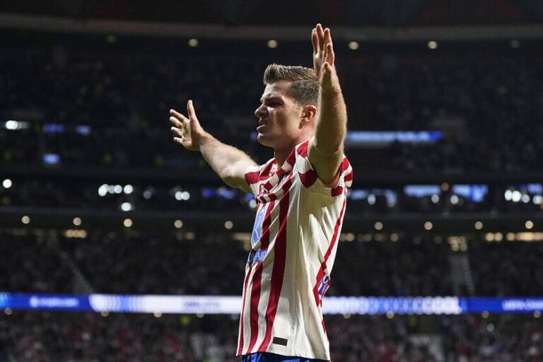 Фото для новини:Хет-трик Серлота в ЛЧ дає йому звання кращого