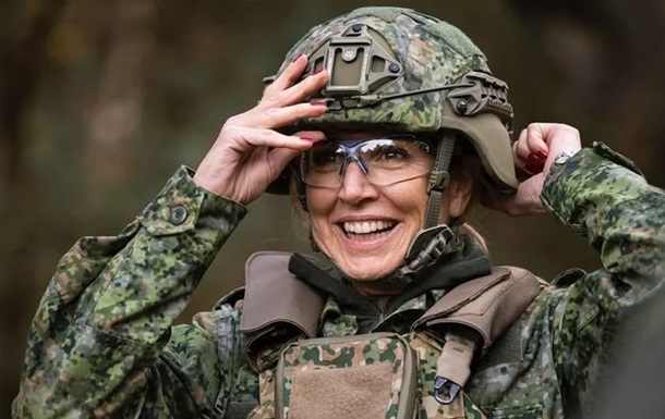 Фото для новини:Королева Максима стане резервісткою армії Нідерландів