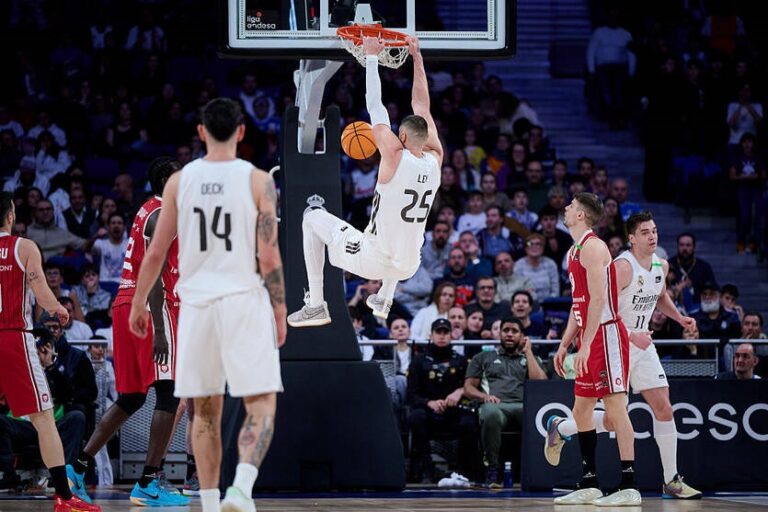 Фото для новини:Мадридський Реал здолав Сарагосу за значної участі Леня