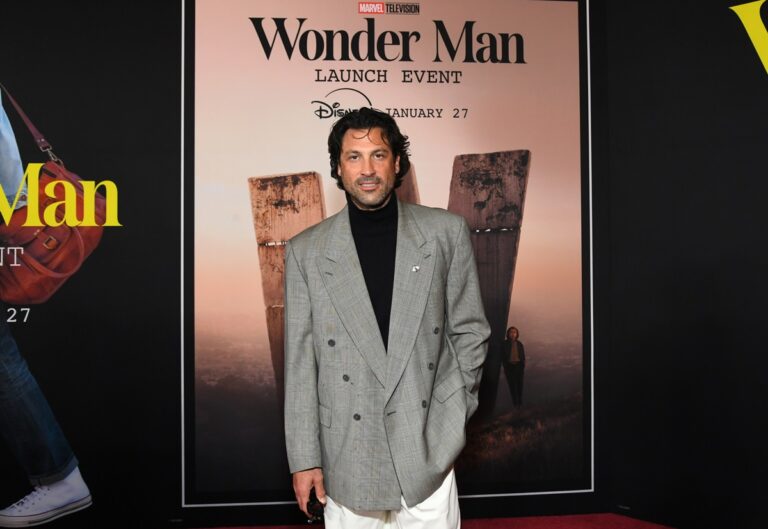 Фото для новини:Макс Чмерковський дебютував як актор і одразу отримав головну роль