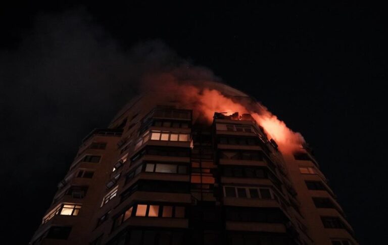 Фото для новини:Масований удар по Києву: відомі наслідки атаки