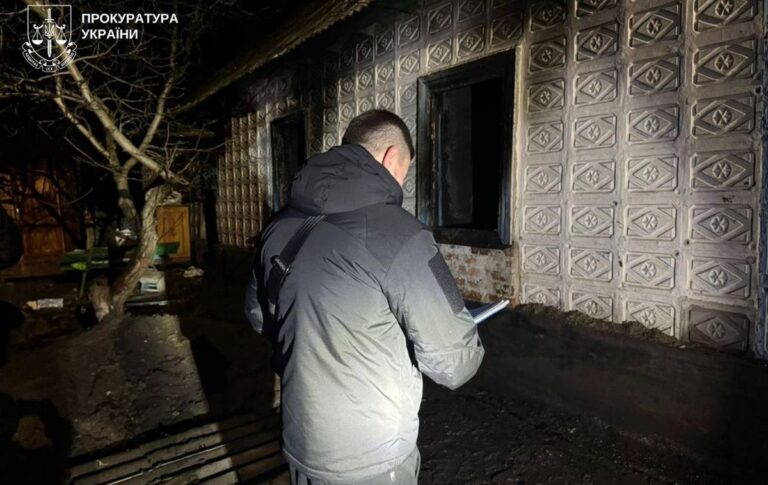 Фото для новини:Мати зачинила дома: відомі деталі смерті трьох дітей на&nbsp;Дніпропетровщині