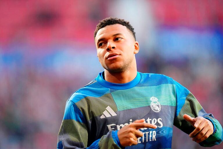 Фото для новини:Мбаппе вибув через травму і опинився в лазареті Реала