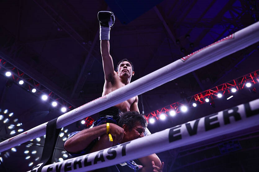 Фото для новини:Медина успішно захистив титул у найлегшій вазі