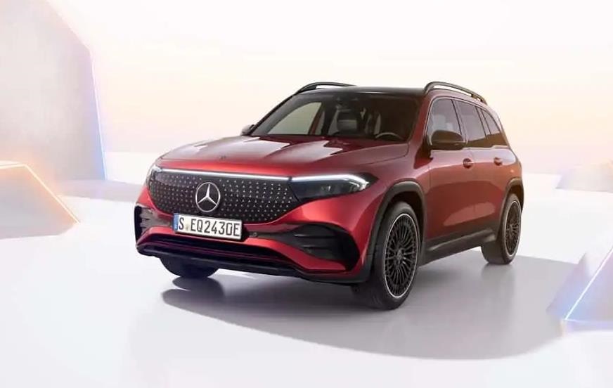 Фото для новини:Mercedes-Benz втретє відкликає кросовери EQB через ризик займання батареї