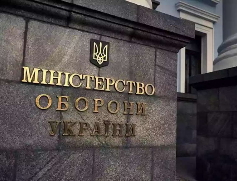 Фото для новини:Мільйонний хабар та бронь від правосуддя як фігурант справ НАБУ залишається на чолі будівництва Міноборони