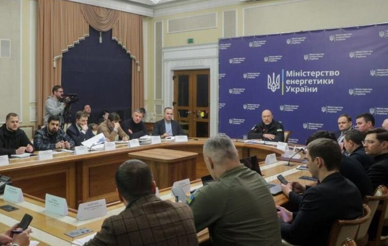 Фото для новини:Міненерго прогнозує погіршення графіків відключень