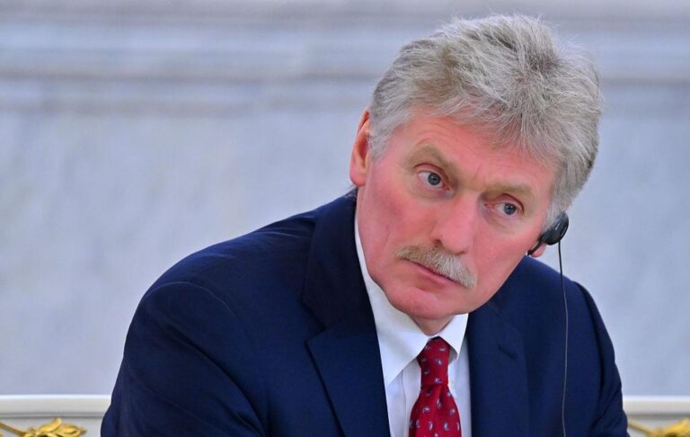 Фото для новини:Мирні переговори: Кремль підніме "ядерне" питання