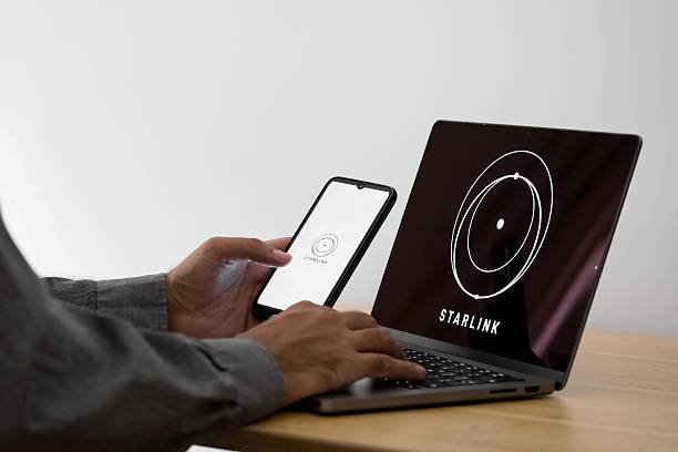 Фото для новини:МО: Українські хакери обдурили росіян зі Starlink