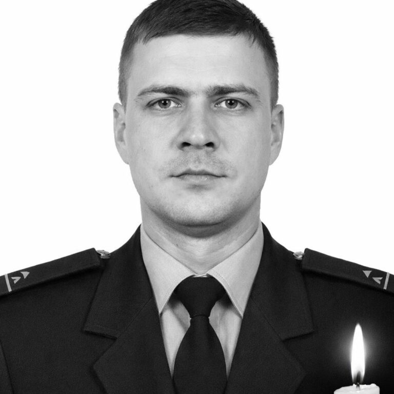 Фото для новини:На Київщині загинув рятувальник, який гасив пожежу