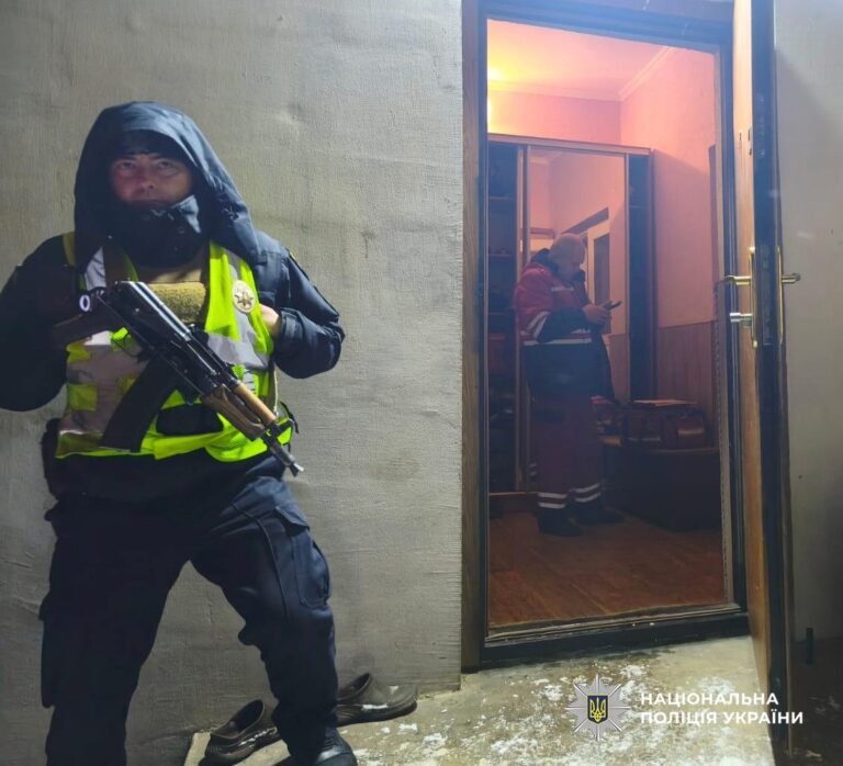 Фото для новини:На Львівщині батько застрелив дітей і сам покінчив із життям