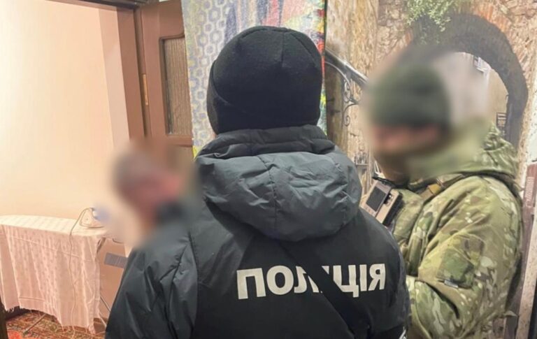 Фото для новини:На Рівненщині ліквідували міжрегіональний канал збуту наркотиків