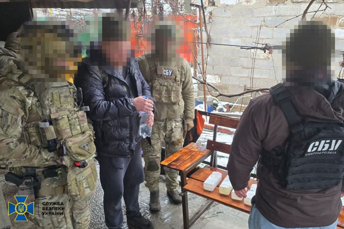 Фото для новини:Намагався влаштуватися до оборонного заводу в Запоріжжі: викрито агента РФ