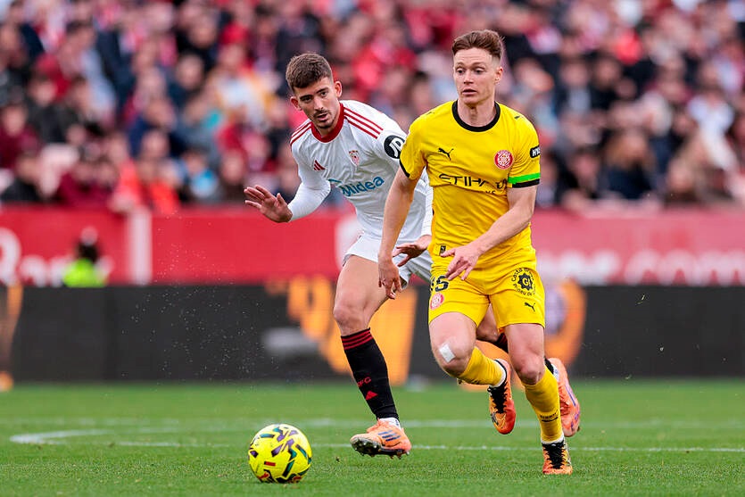 Фото для новини:Названо оцінки українців у матчі з Севільєю