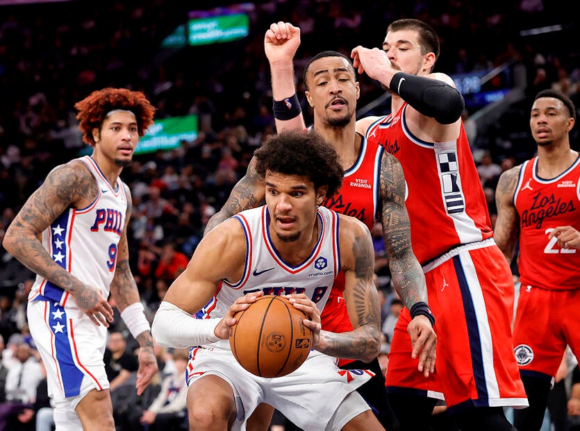 Фото для новини:НБА: Кліпперс не встояли перед тиском Філадельфії