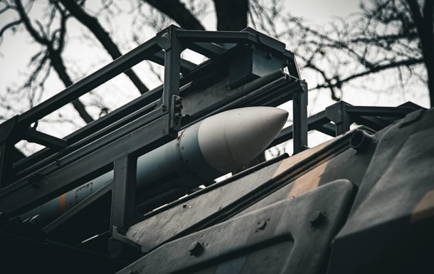 Фото для новини:Нічна атака: ППО знешкодила 38 ракет і 412 дронів