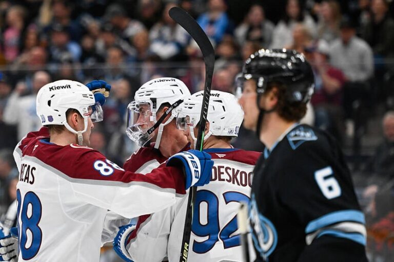Фото для новини:НХЛ: Колорадо та Анахайм святкують перемоги