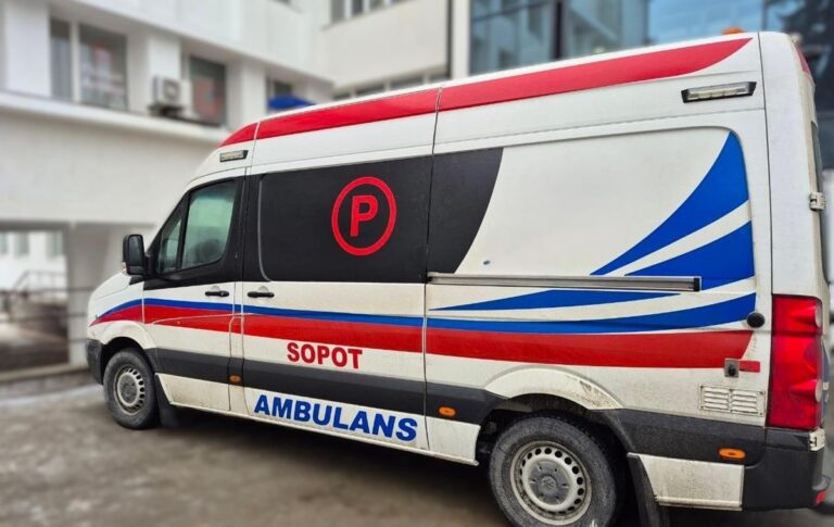 Фото для новини:Під Львовом водій "швидкої" під дією наркотиків збив дитину