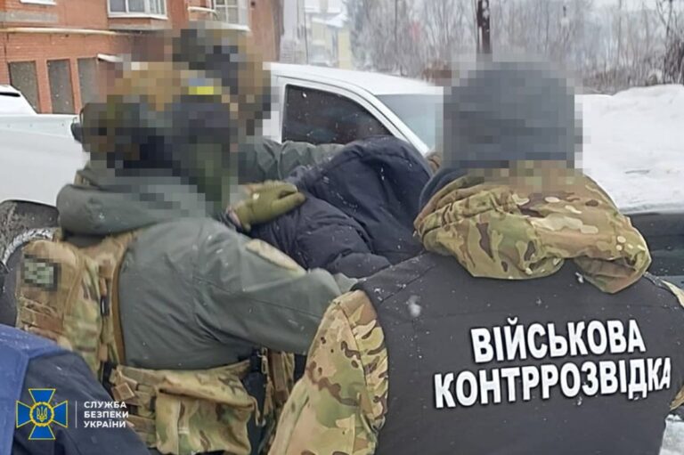 Фото для новини:Правоохоронці викрили вісім ухилянтських схем