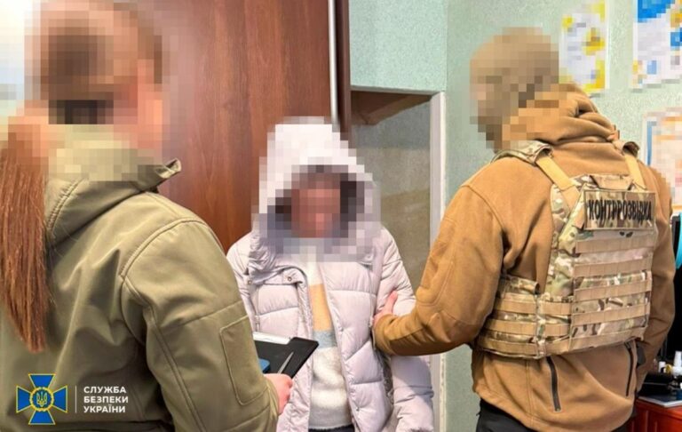 Фото для новини:Продавець магазину в Сумах коригувала удари Росії