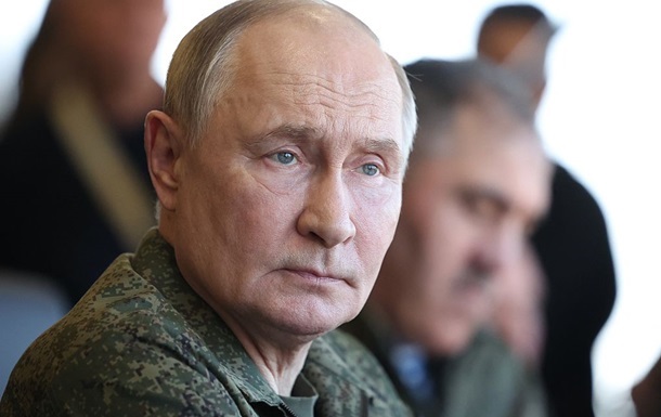 Фото для новини:Путін опинився в "лещатах", які сам створив - ЗМІ