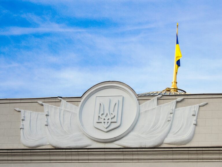 Фото для новини:Рада затвердила соцзахист військових до, під час і після служби