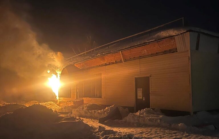 Фото для новини:РФ вдарила по Новгороду-Сіверському: постраждали двоє поліцейських