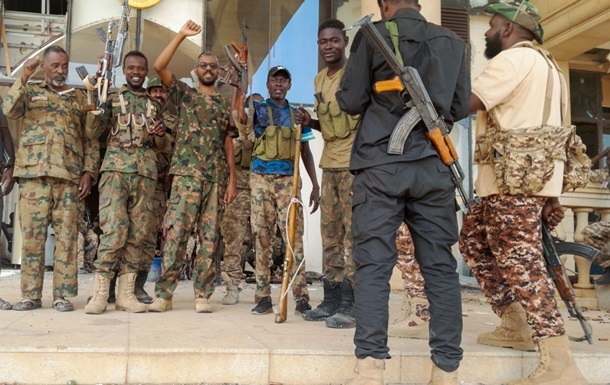 Фото для новини:Різанина в Судані: за три дні загинули понад 6000 людей