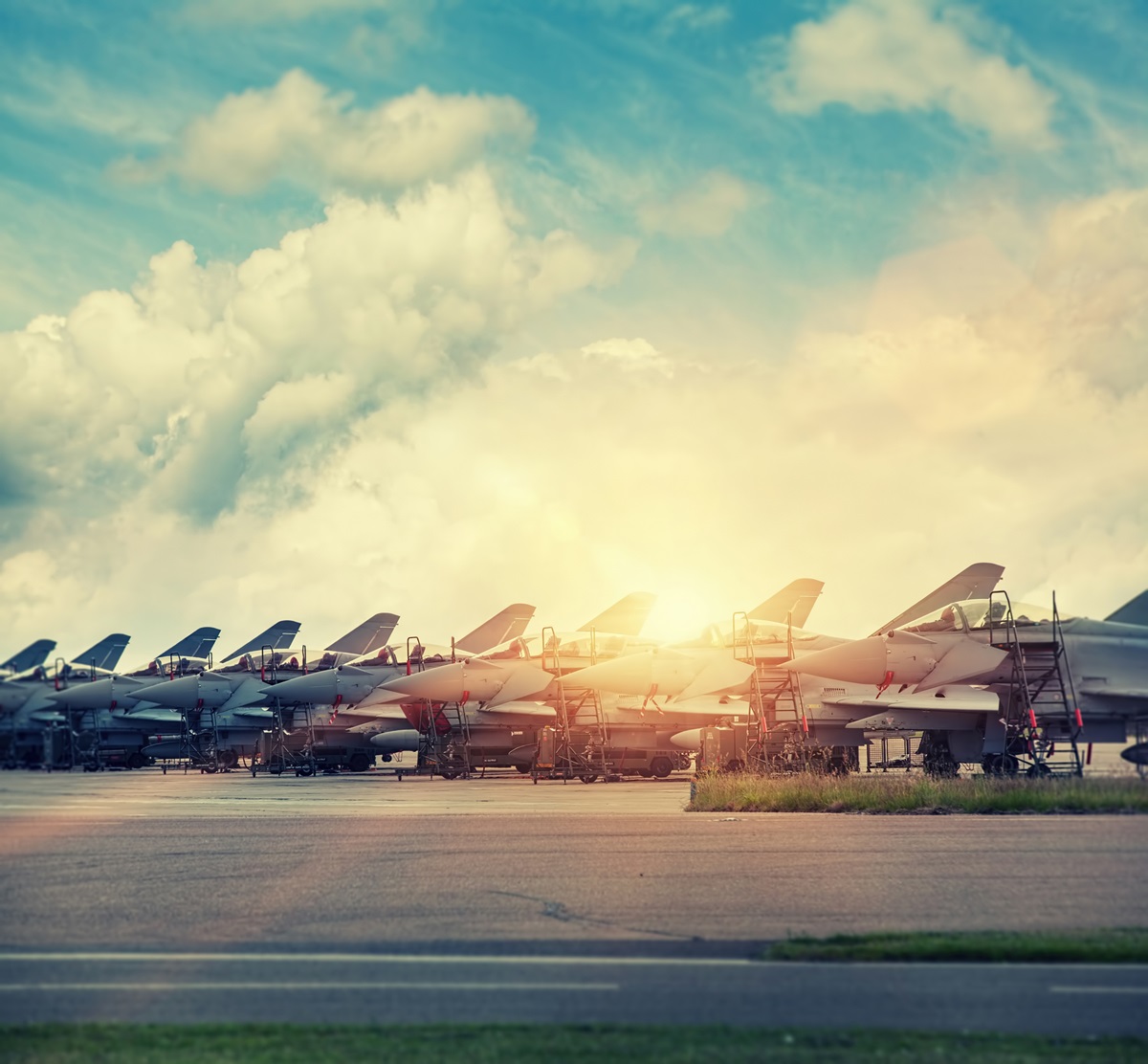 Фото для новини:Росія скуповує стратегічну нерухомість в Європі