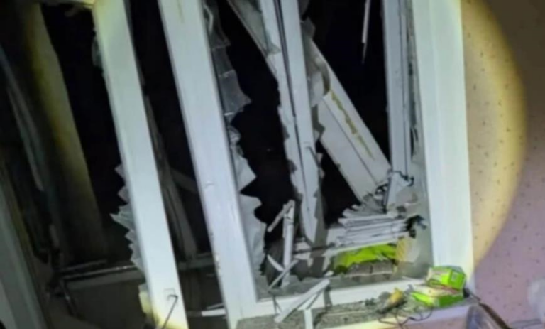 Фото для новини:Росія вдарила по багатоповерхівкам у Сумах
